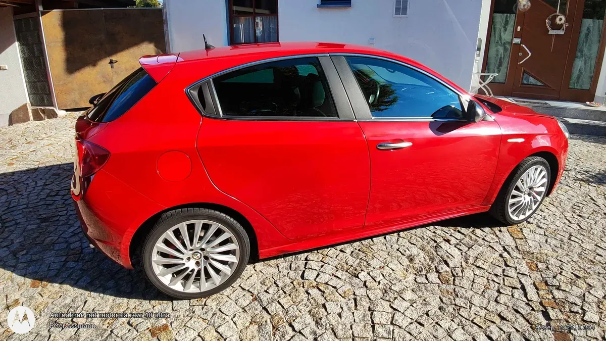 Alfa Romeo Giulietta 2013 photo 3