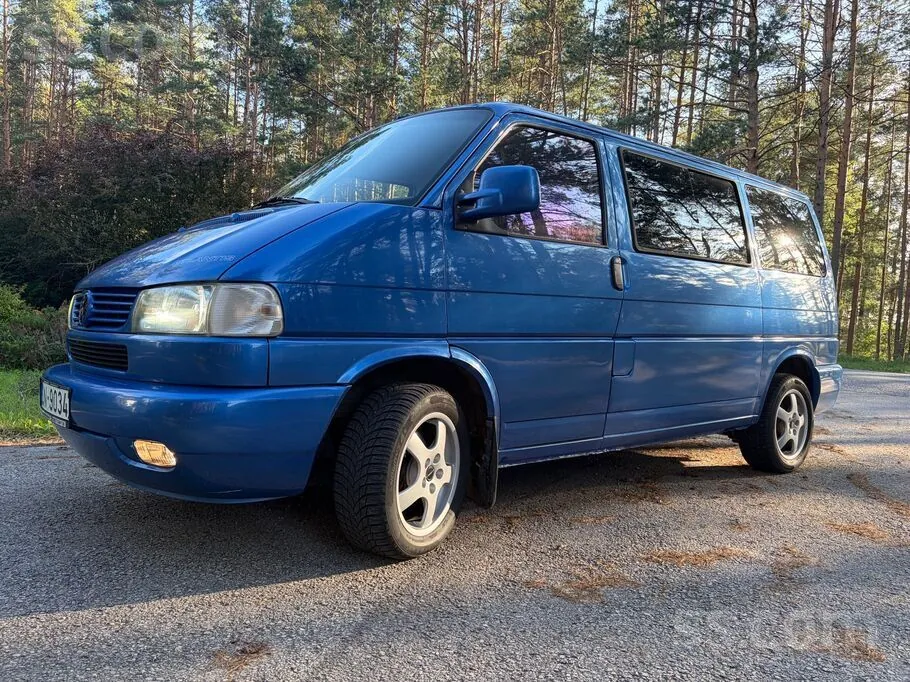 Volkswagen Multivan 2001 photo 2