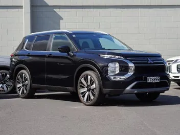 Mitsubishi Outlander 2026 photo 2
