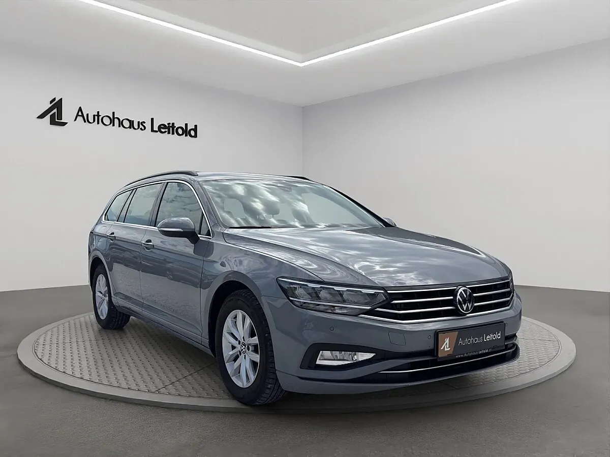 Volkswagen Passat 2024 photo 3