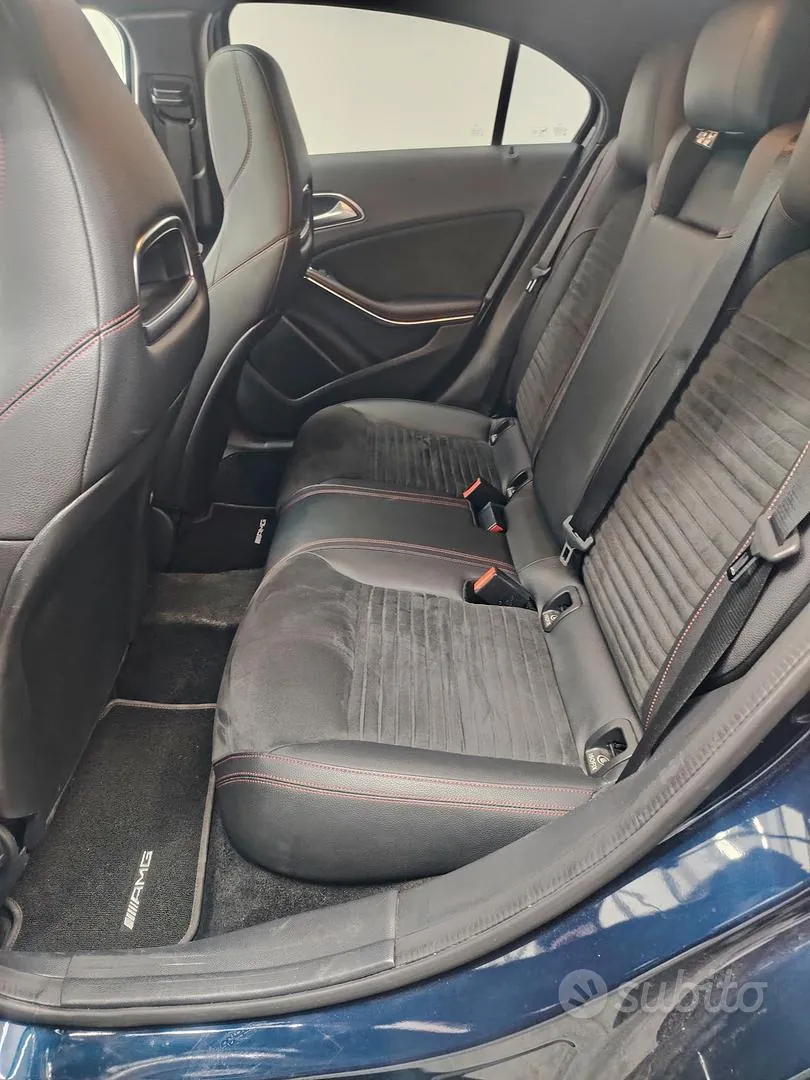 Mercedes-Benz A180 2017 photo 4