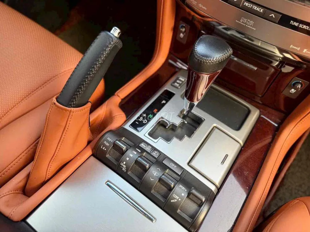 Lexus Lx 2013 photo 5