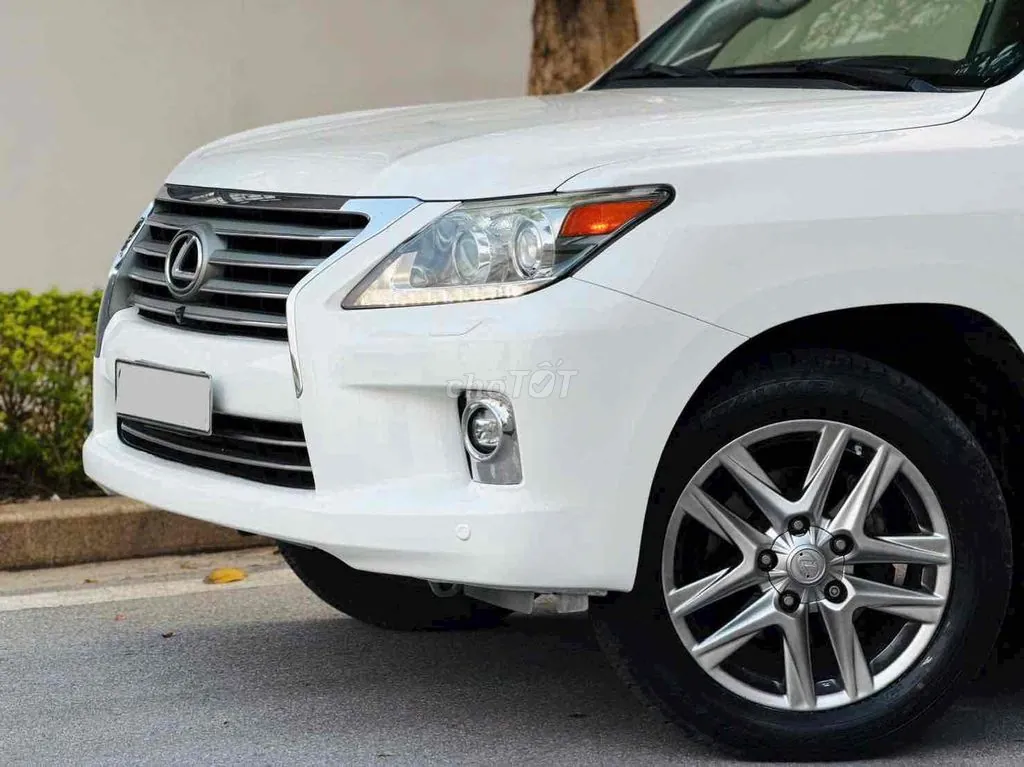 Lexus Lx 2013 photo 4