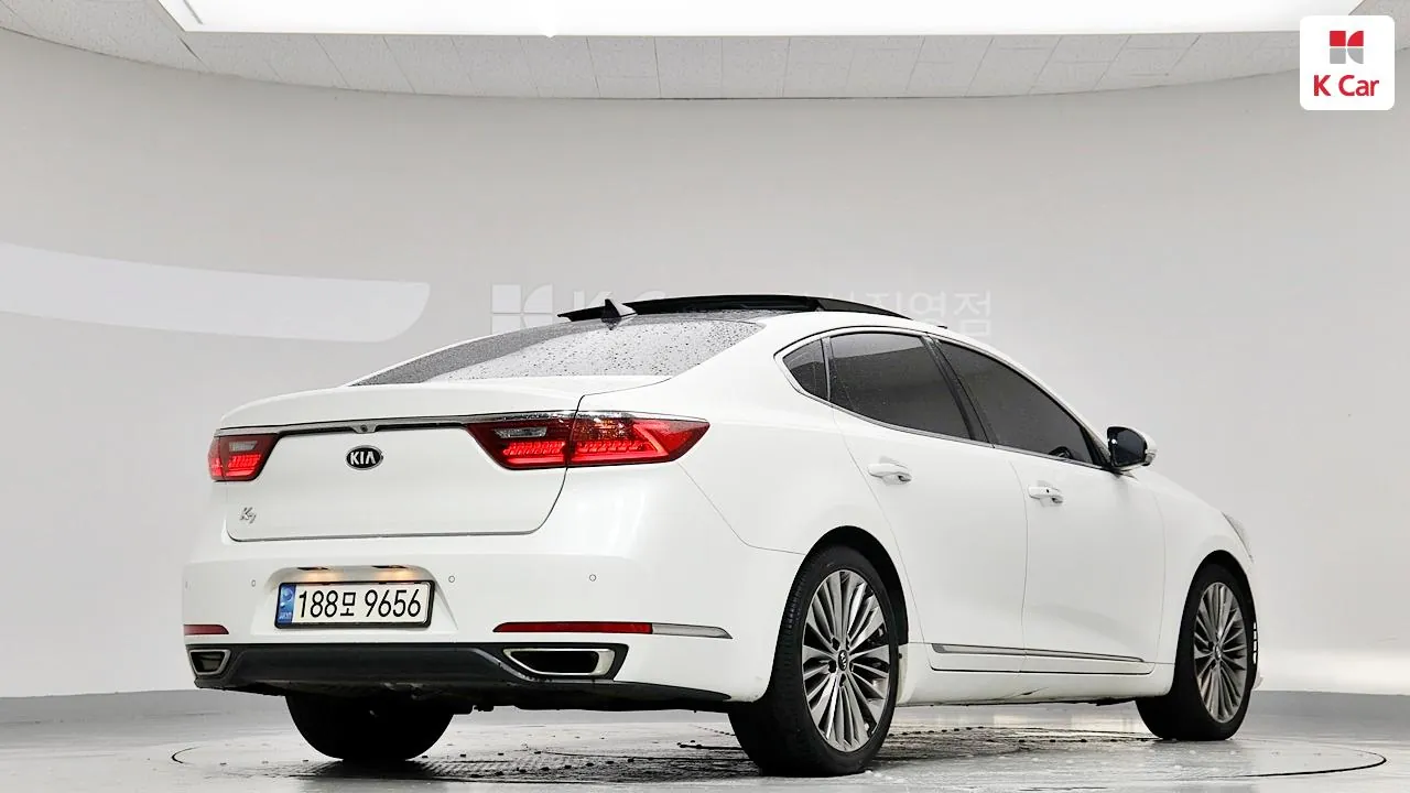 Kia K7 2019 photo 2