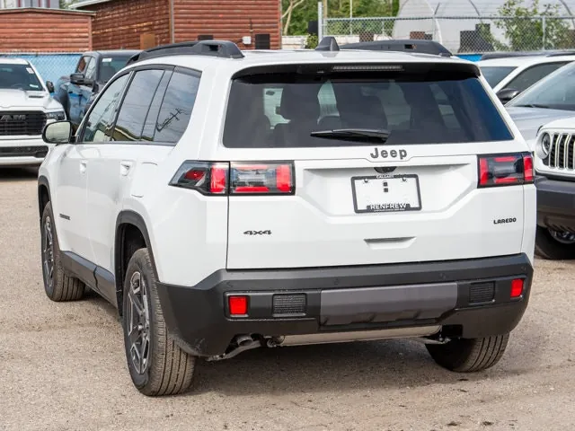 Jeep Cherokee 2026 photo 3