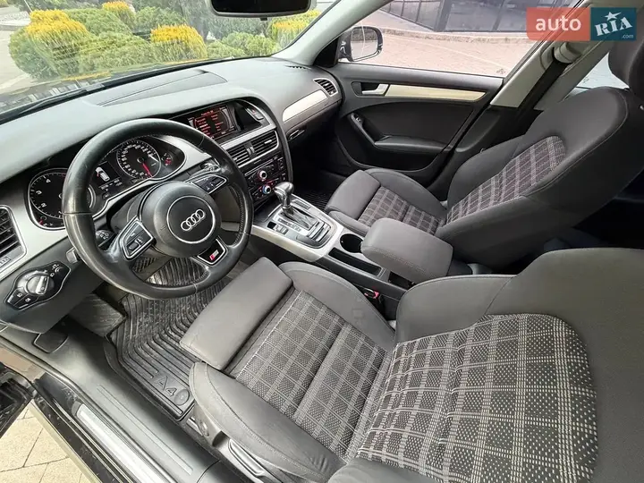Audi A4 2013 photo 5
