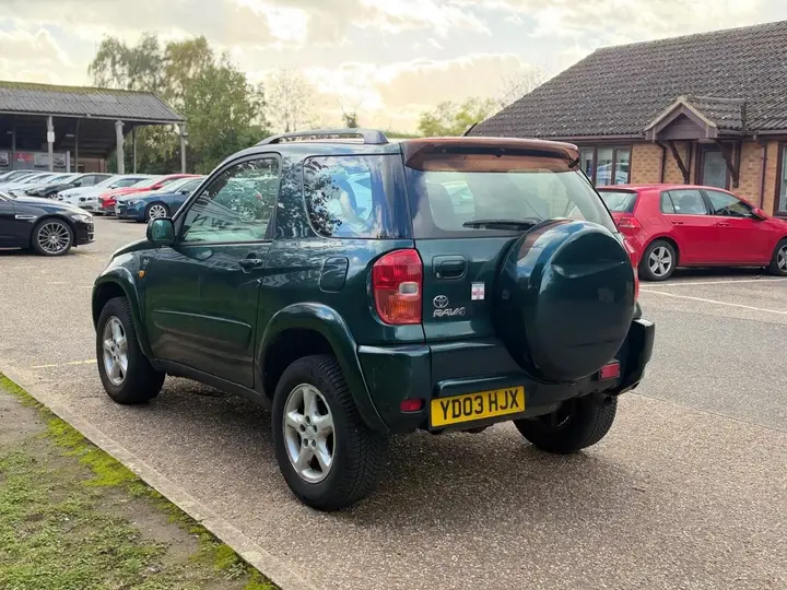 Toyota Rav4 2003 photo 5