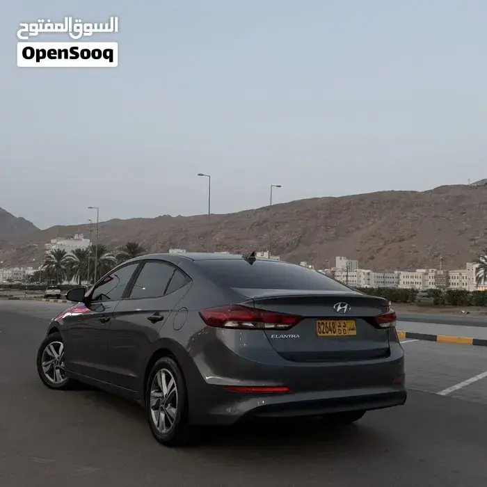 Hyundai Elantra 2017 photo 2