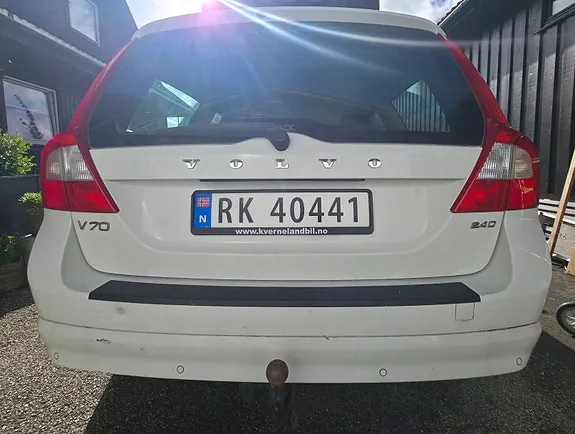 Volvo V70 2010 photo 5