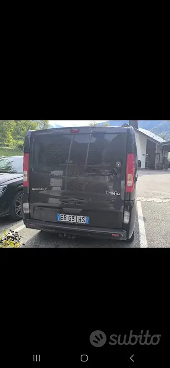 Renault Trafic 2010 photo 3