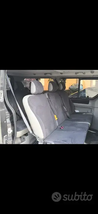 Renault Trafic 2010 photo 5