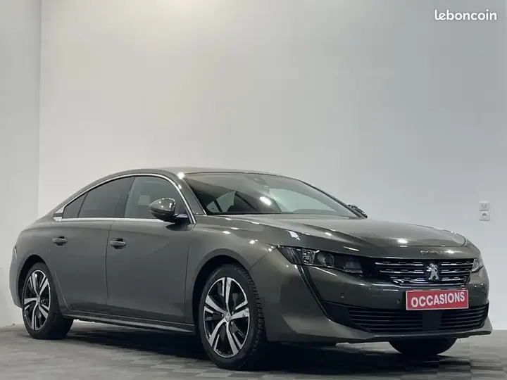 Peugeot 508 2021 photo 2