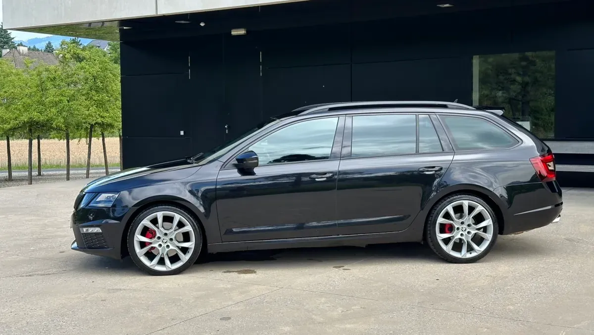 Skoda Octavia 2018 photo 2