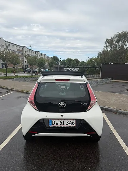 Toyota Aygo 2015 photo 3
