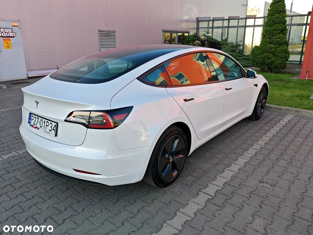 Tesla Model 3 2023 photo 5