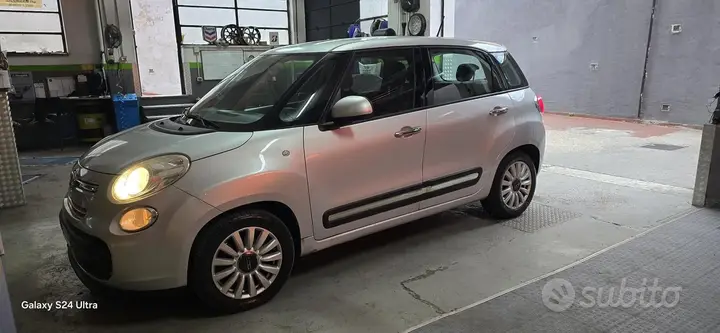Fiat 500L 2014 photo 4