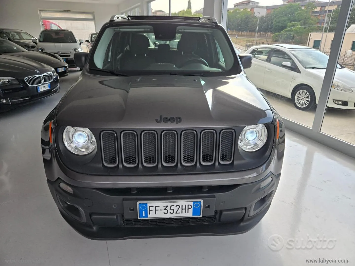 Jeep Renegade 2016 photo 2