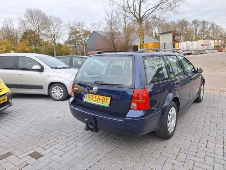 Volkswagen Golf Variant 2003 photo 3