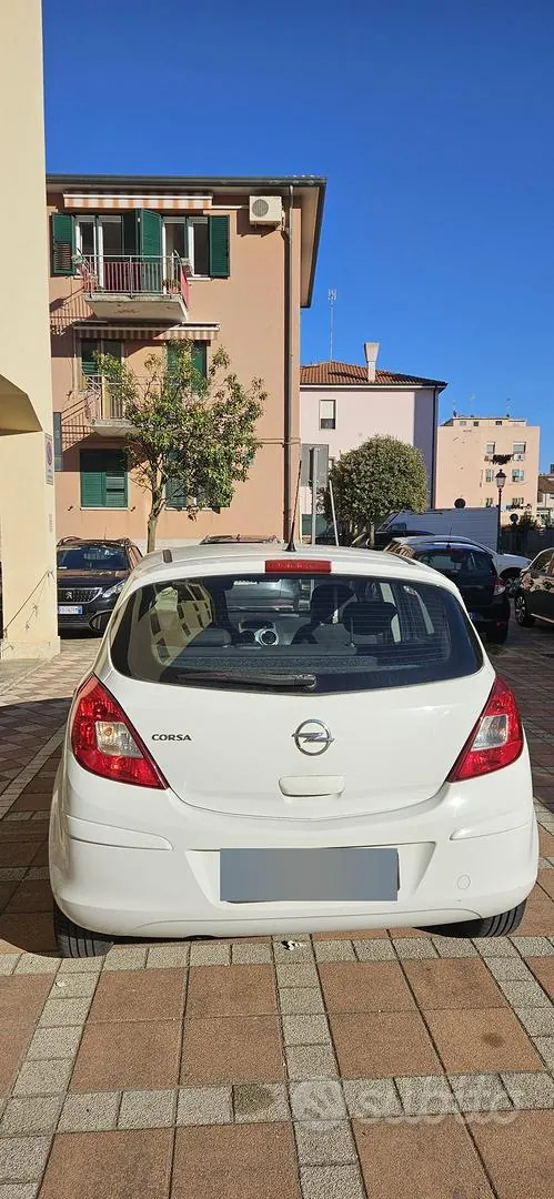 Opel Corsa 2013 photo 3