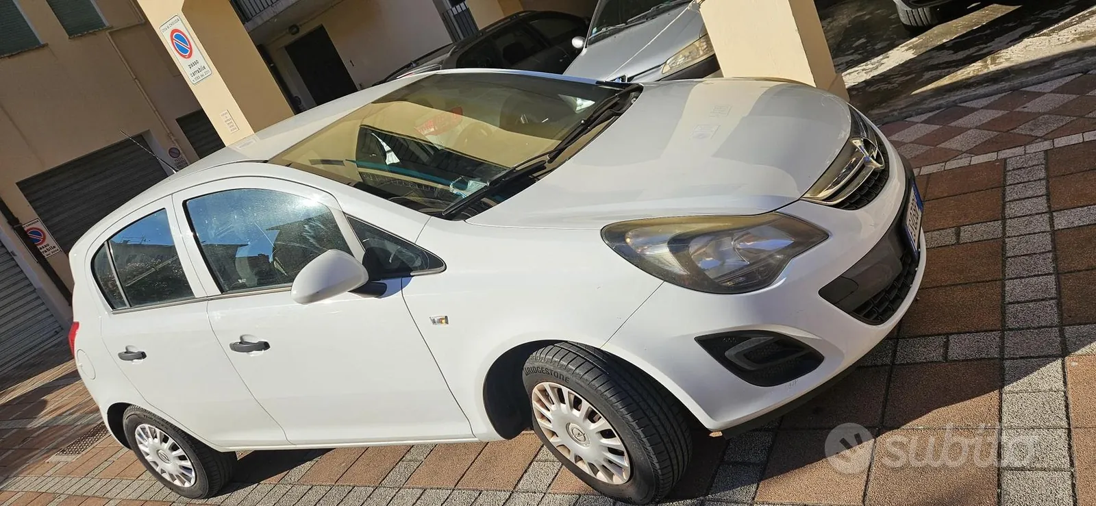 Opel Corsa 2013 photo 2