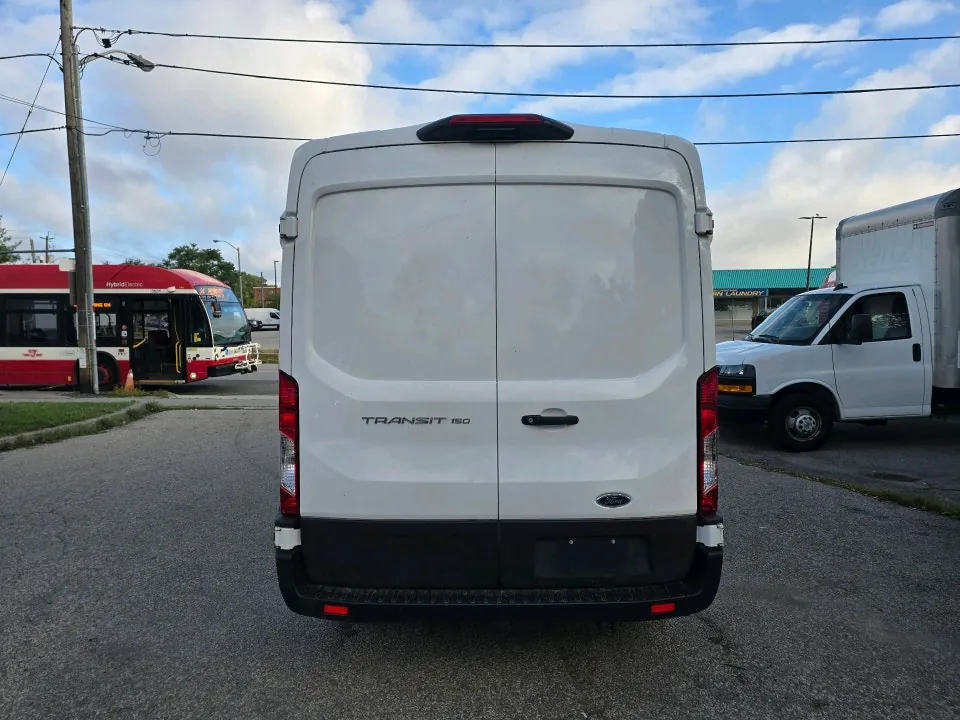Ford Transit 2023 photo 4