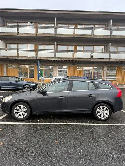Volvo V60 2012 photo 5