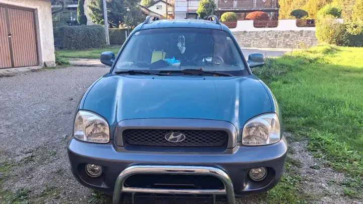 Hyundai Santa Fe 2003 photo 2