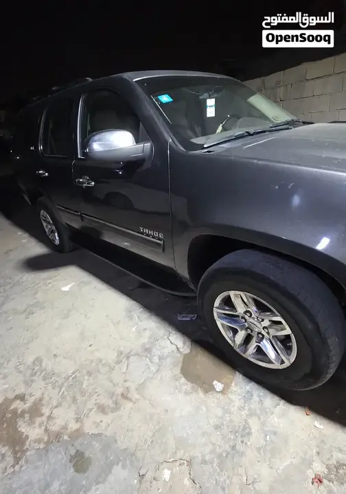 Chevrolet Tahoe 2010 photo 2
