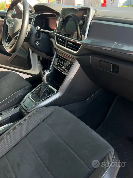 Volkswagen T-Roc 2022 photo 5