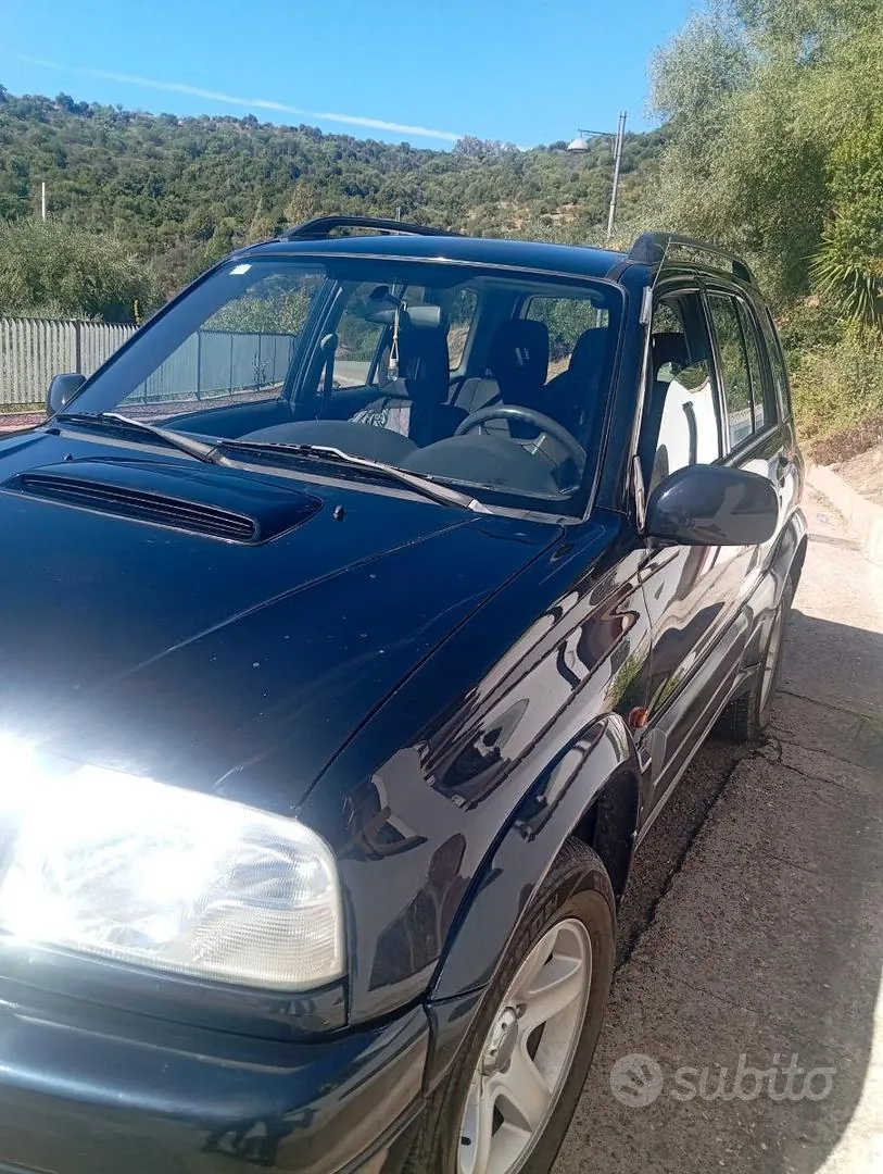Suzuki Grand Vitara 2004 photo 4