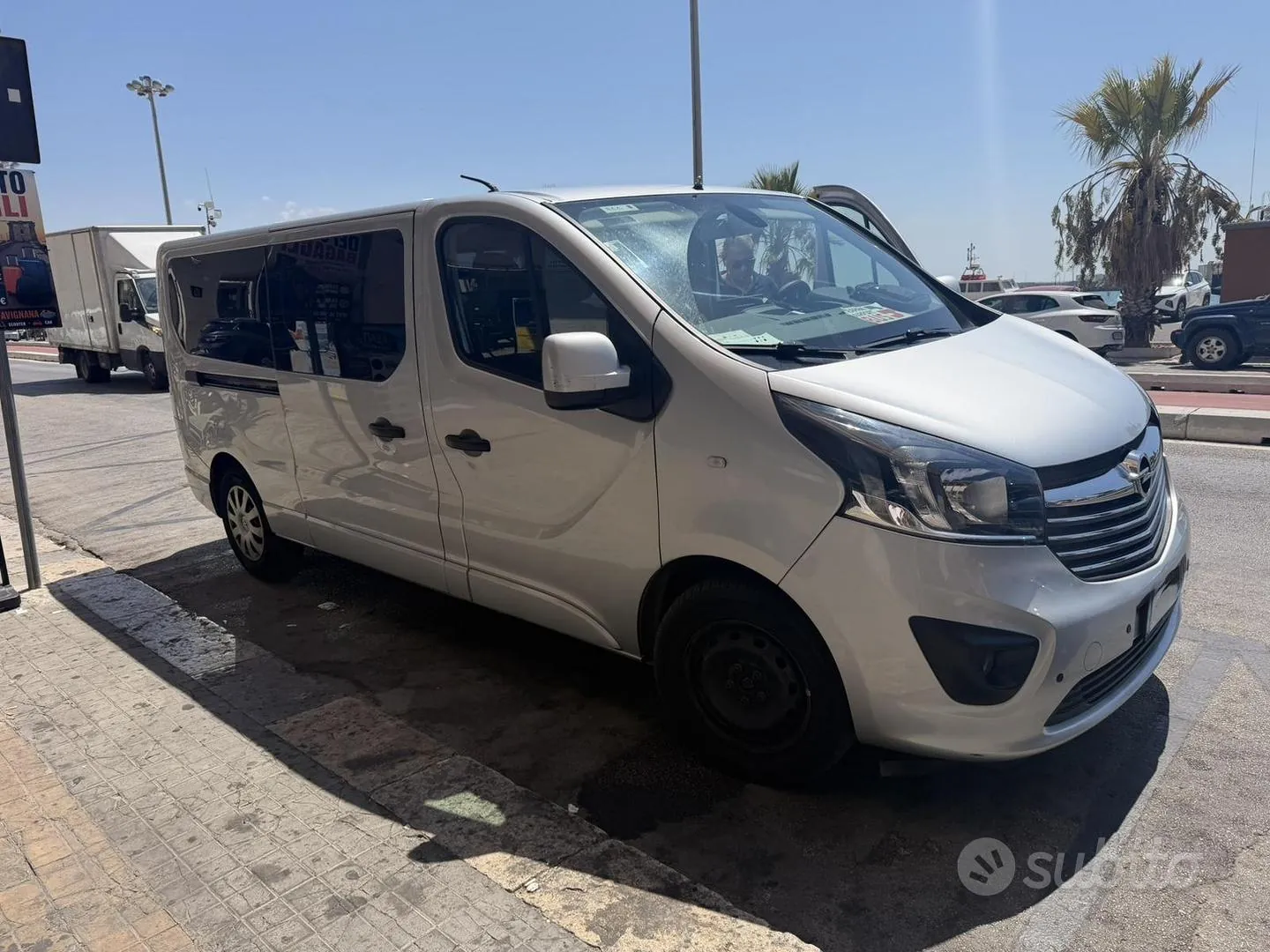 Opel Vivaro 2019 photo 2