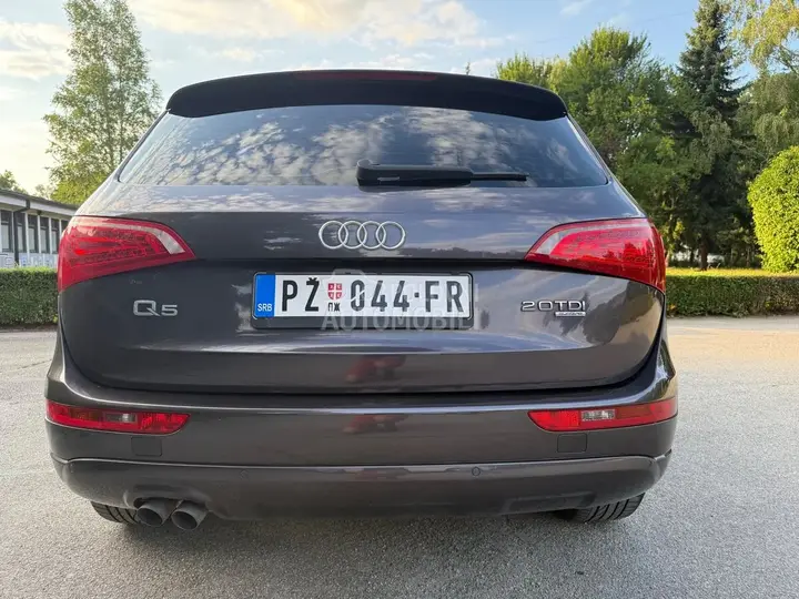 Audi Q5 2009 photo 4
