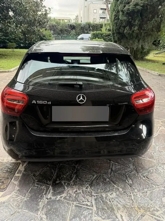 Mercedes-Benz A 2016 photo 3