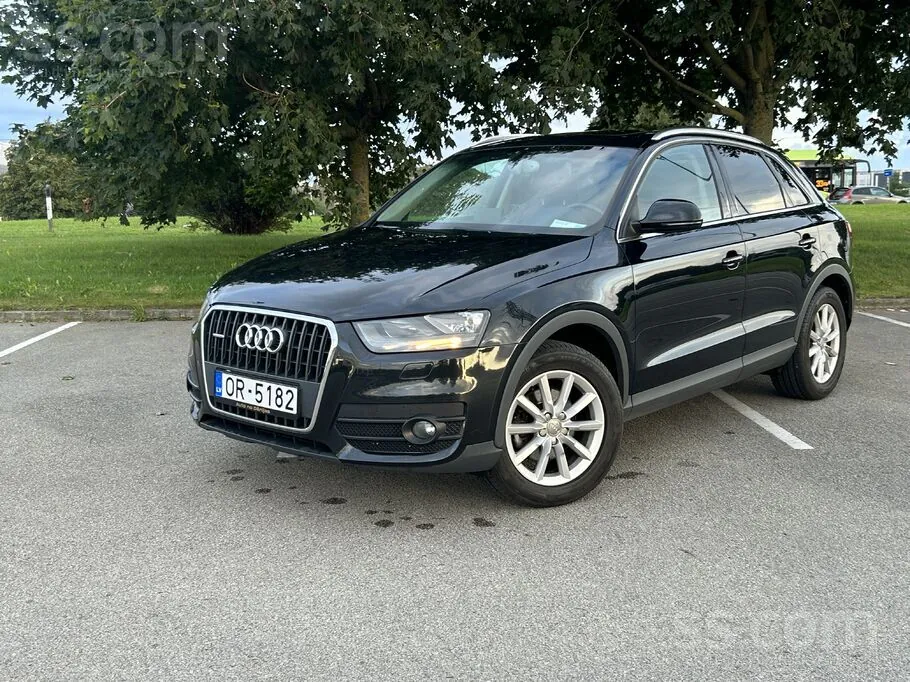 Audi Q3 2012 photo 2