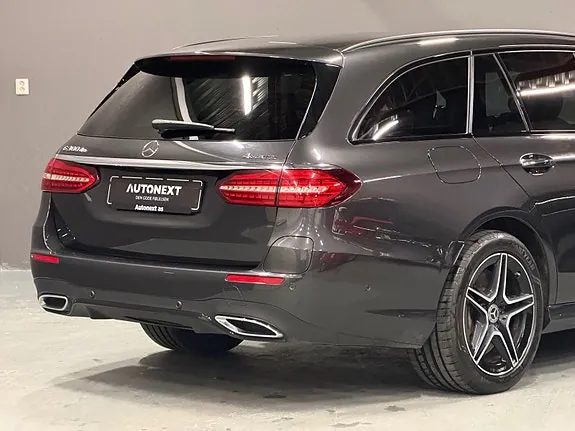 Mercedes-Benz E300 De 2021 photo 5