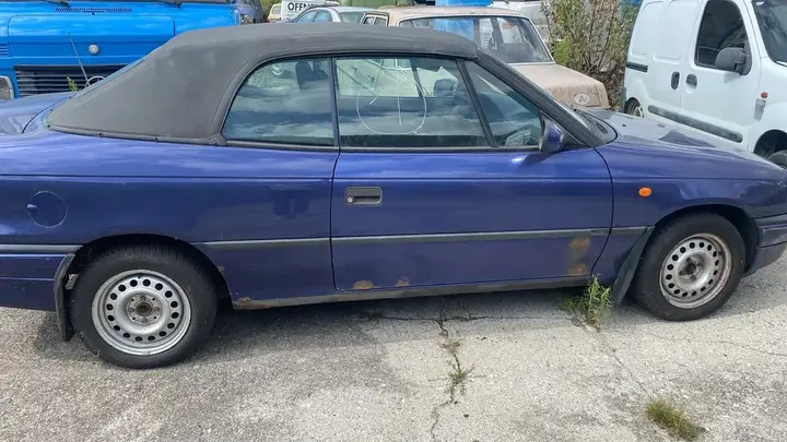 Opel Astra Cabrio 1995 photo 3
