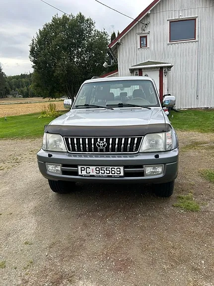 Toyota Land Cruiser 2002 photo 3