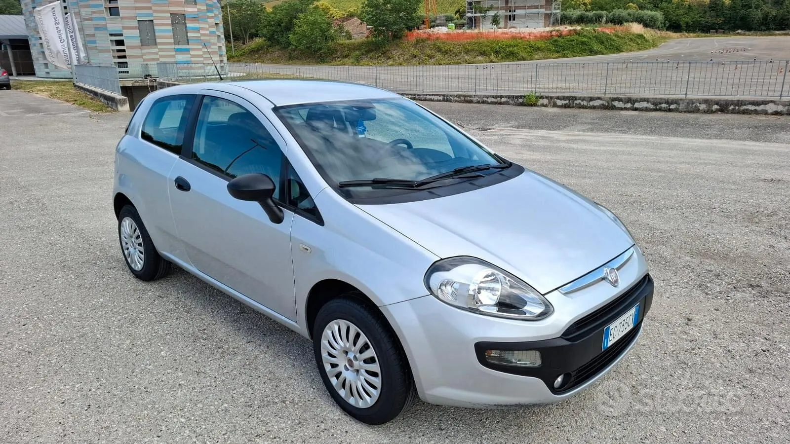 Fiat Punto Evo 2010 photo 2