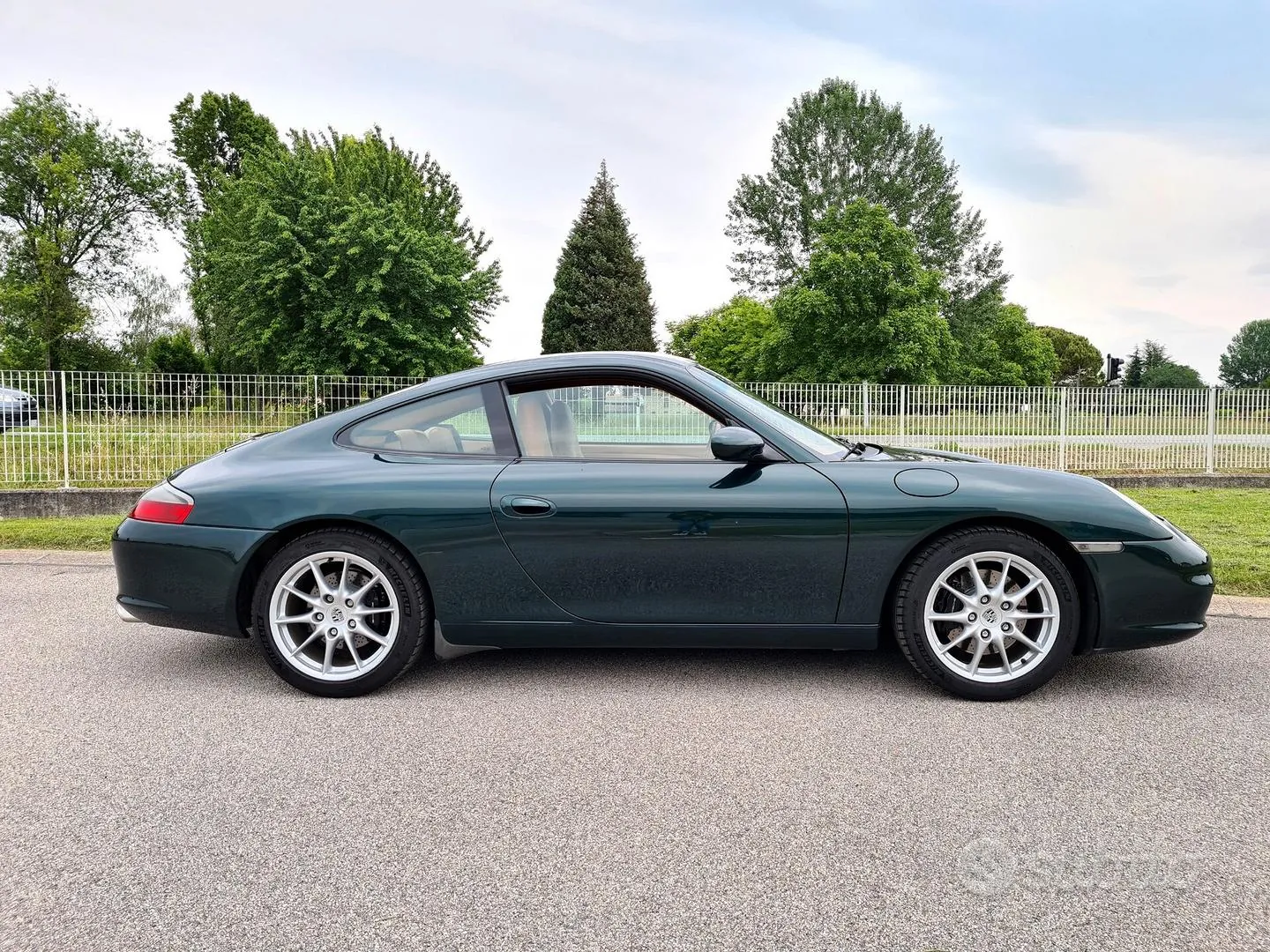 Porsche 911 2002 photo 3