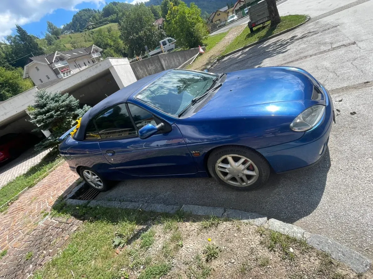 Renault Mégane 1999 photo 2