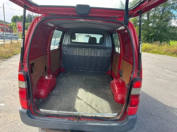 Toyota Hiace 2005 photo 5
