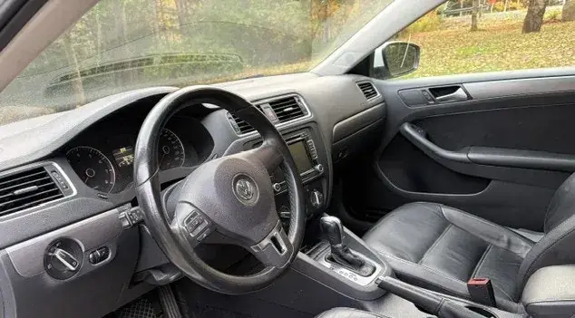 Volkswagen Jetta 2014 photo 2