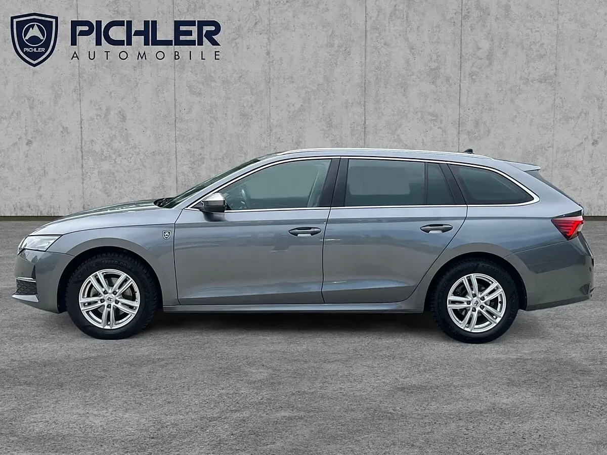 Skoda Octavia 2024 photo 3