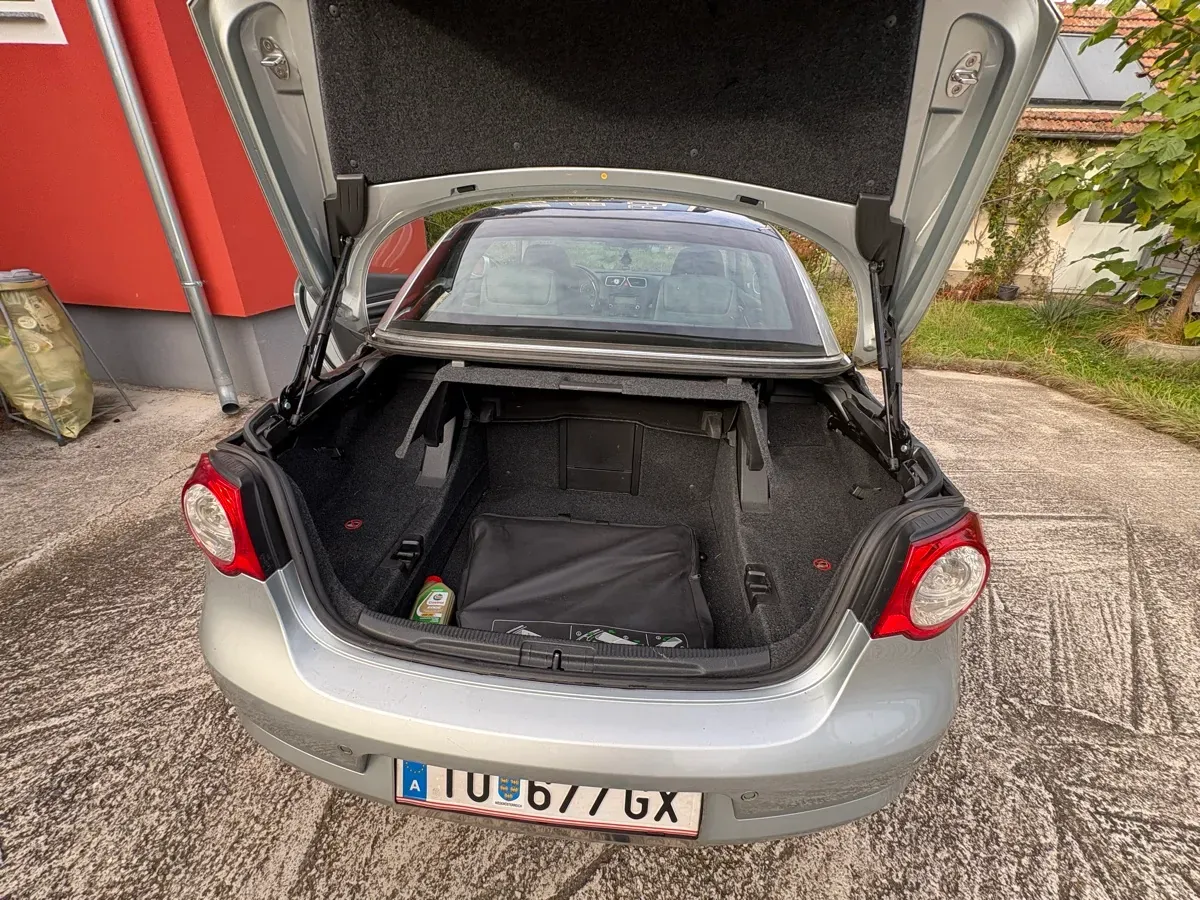 Volkswagen Eos