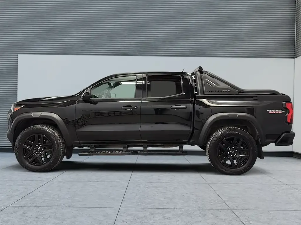Chevrolet Colorado 2025 photo 3