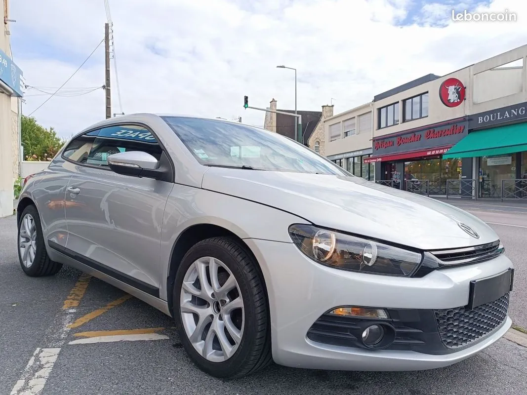 Volkswagen Scirocco 2009 photo 2