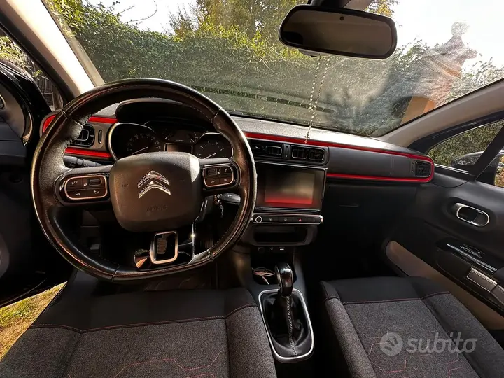 Citroen C3 2018 photo 3