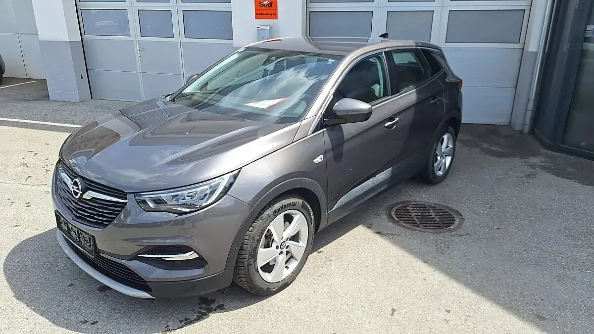 Opel Grandland X 2020 photo 2