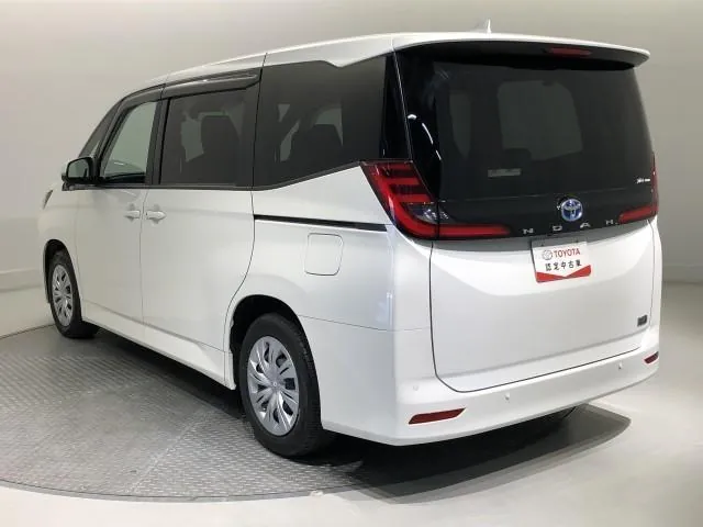 Toyota Corolla Hybrid X 2023 photo 4