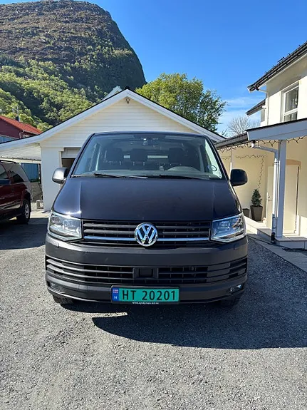 Volkswagen Transporter 2017 photo 2
